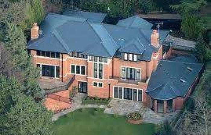 رونالدو يعرض منزله في مانشستر للبيع مقابل 3.25 ملايين جنيه إسترليني