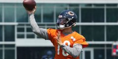 Bears 'OC غير مهتم بالصراعات الآن "