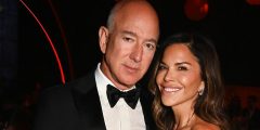 Jeff Bezos يذهل المشجعين بالتخلي عن الأصلع المميز للتوقيع بعد أسابيع فقط من الزواج من لورين سانشيز