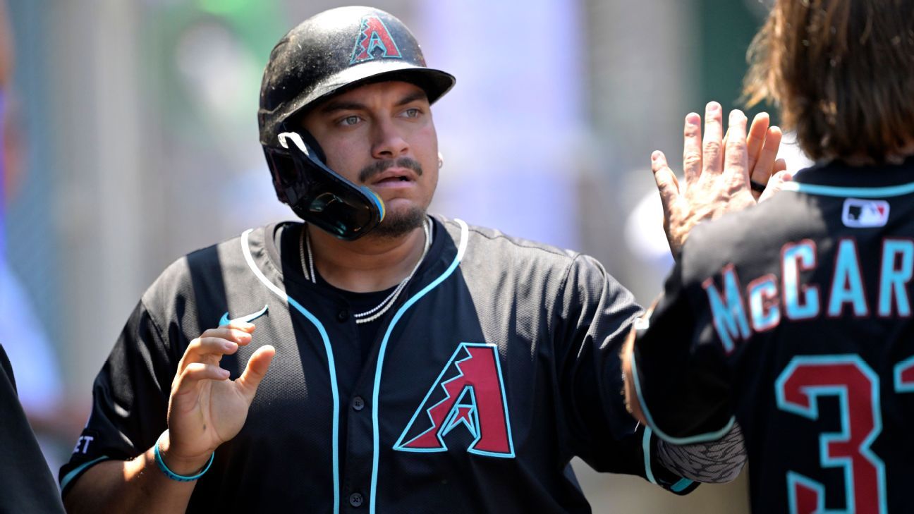 الدرجات التجارية MLB: Mariners Land Josh Naylor في صفقة الموعد النهائي الأول