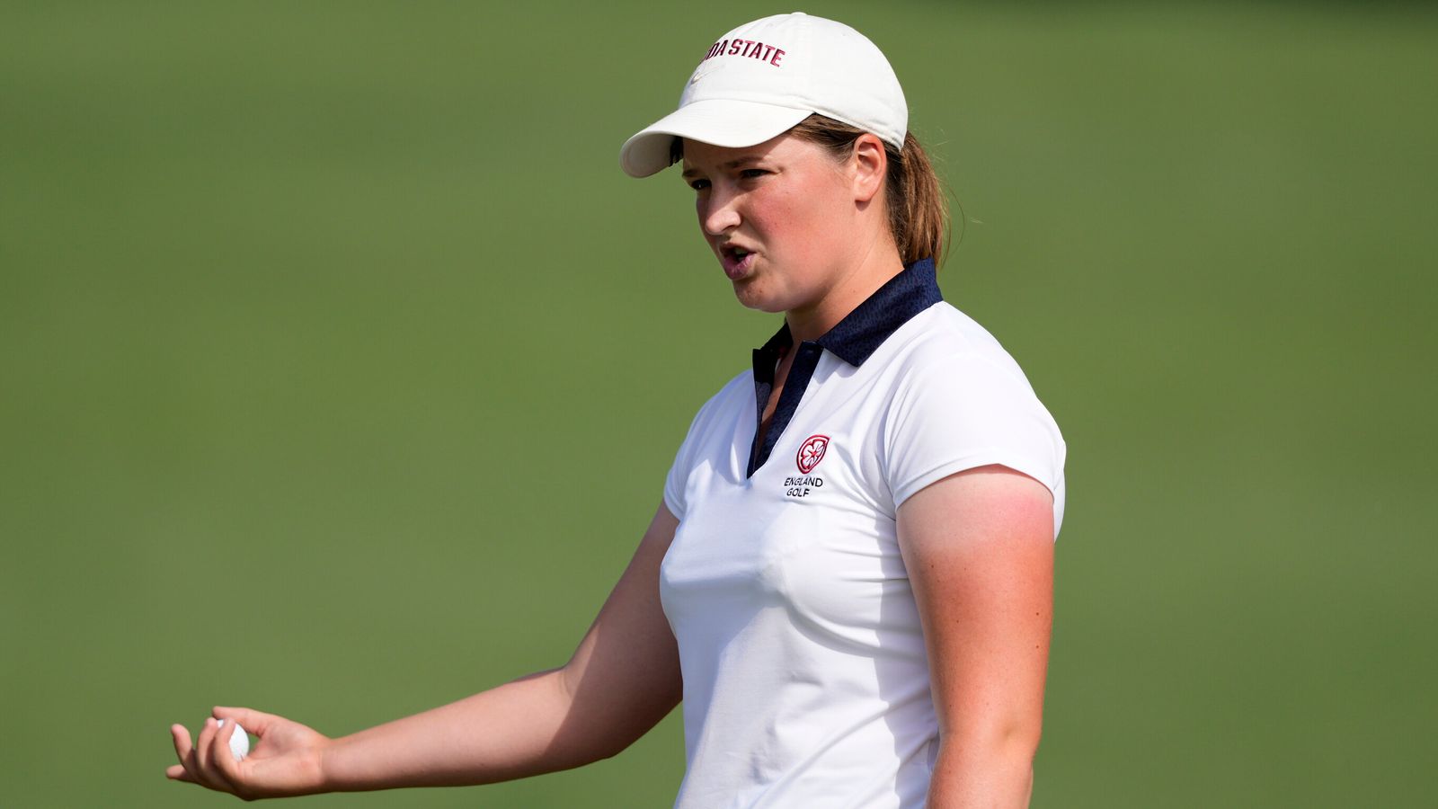 النجم الإنجليزي Woad يحول Pro ويقبل عضوية Tour Lpga