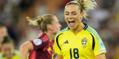 اليورو النسائي: سويد سحق ألمانيا إلى المجموعة العليا ج