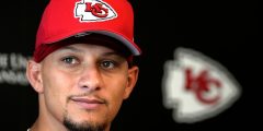 رؤساء QB Patrick Mahomes جاهز لدخول حقبة جديدة: بلوغ 30
