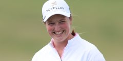 رودس في إنجلترا في AIG Women’s Open Mix حيث بدأ Woad بداية مختلطة