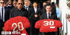 لاعبي ليفربول بين المشيعين في جنازة جوتا وسيلفا