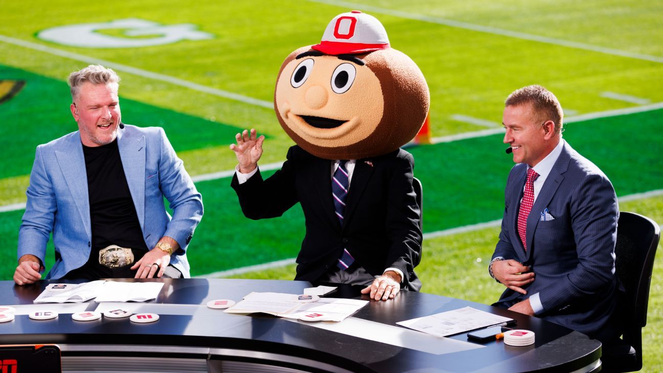 Cowboys 'Super Bowl ، Bulls Tit Top Trends خلال اختيار Corso First Headgear