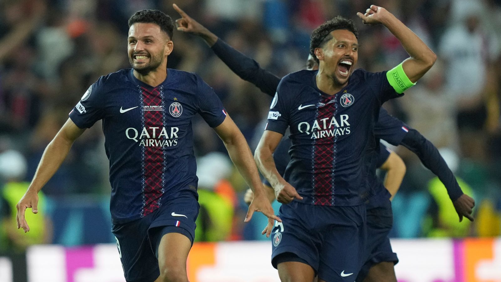 توتنهام هيربريك حيث فاز باريس سان جيرمان كأس سوبر على ركلات الترجيح بعد الانهيار المتأخر