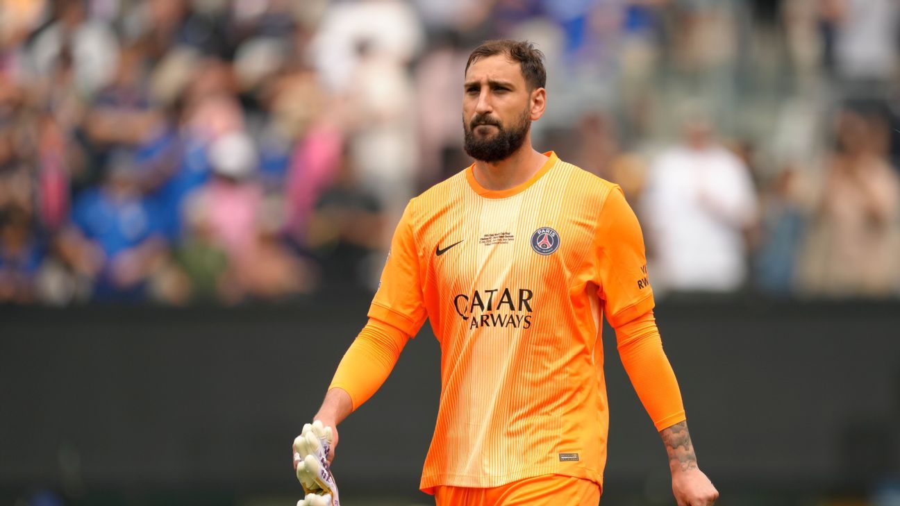 شائعات التحويل ، الأخبار: Man United Target Donnarumma متاح مقابل رسوم منخفضة