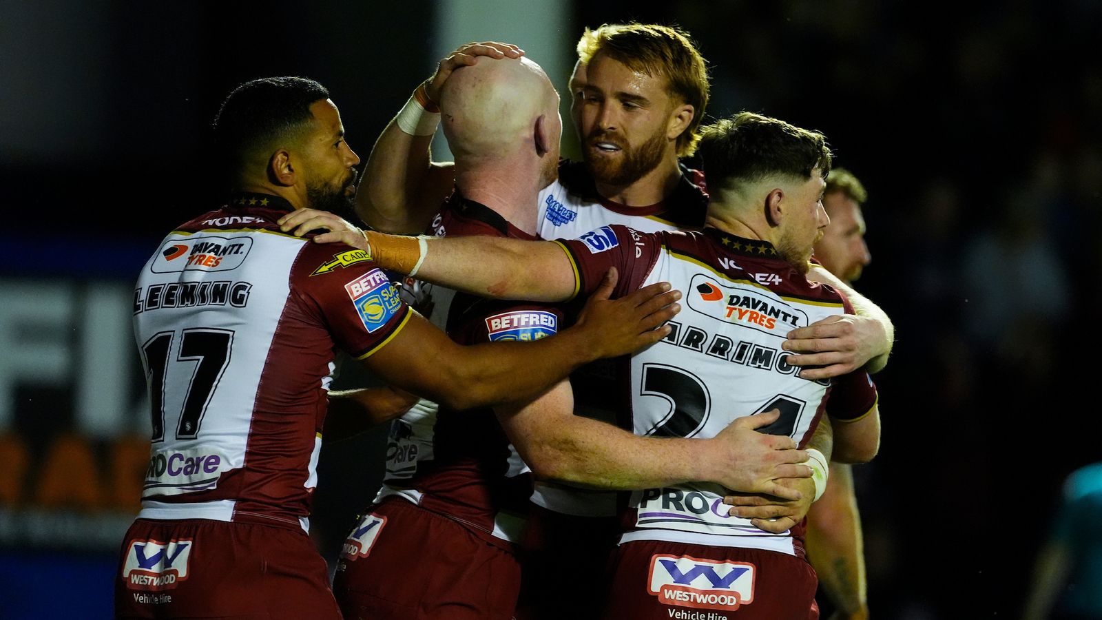 يلهم Eckersley WIGAN WIN لإغلاقه في قمة الدوري الممتاز