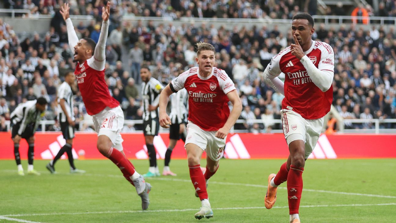 Arsenal مقبض الشدائد ، أثبت أنهم ينتمون إلى سباق لقب الدوري الإنجليزي الممتاز