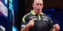 MVG ، Humphries ، التقدم أثناء خروج Bunting سلسلة من نهائيات السهام