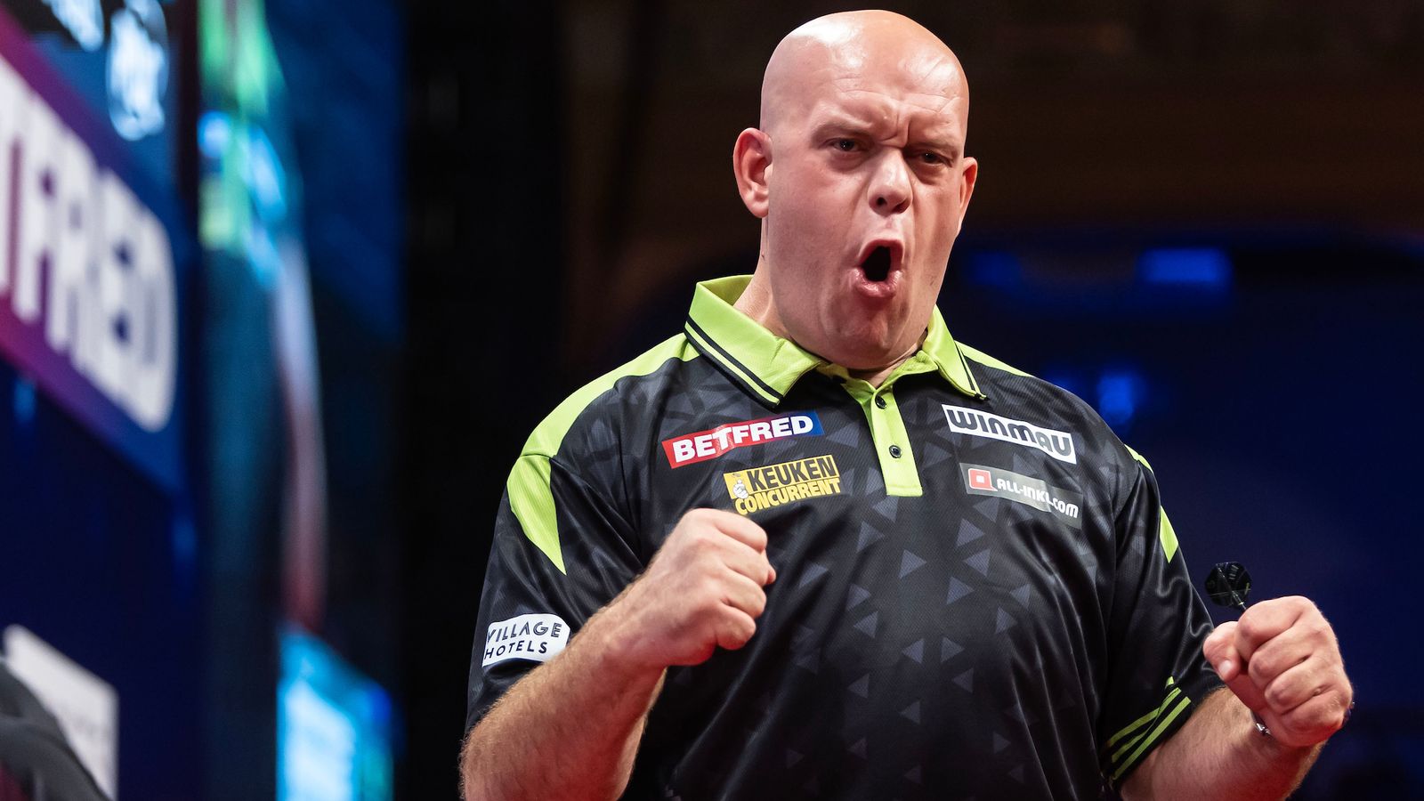 MVG ، Humphries ، التقدم أثناء خروج Bunting سلسلة من نهائيات السهام