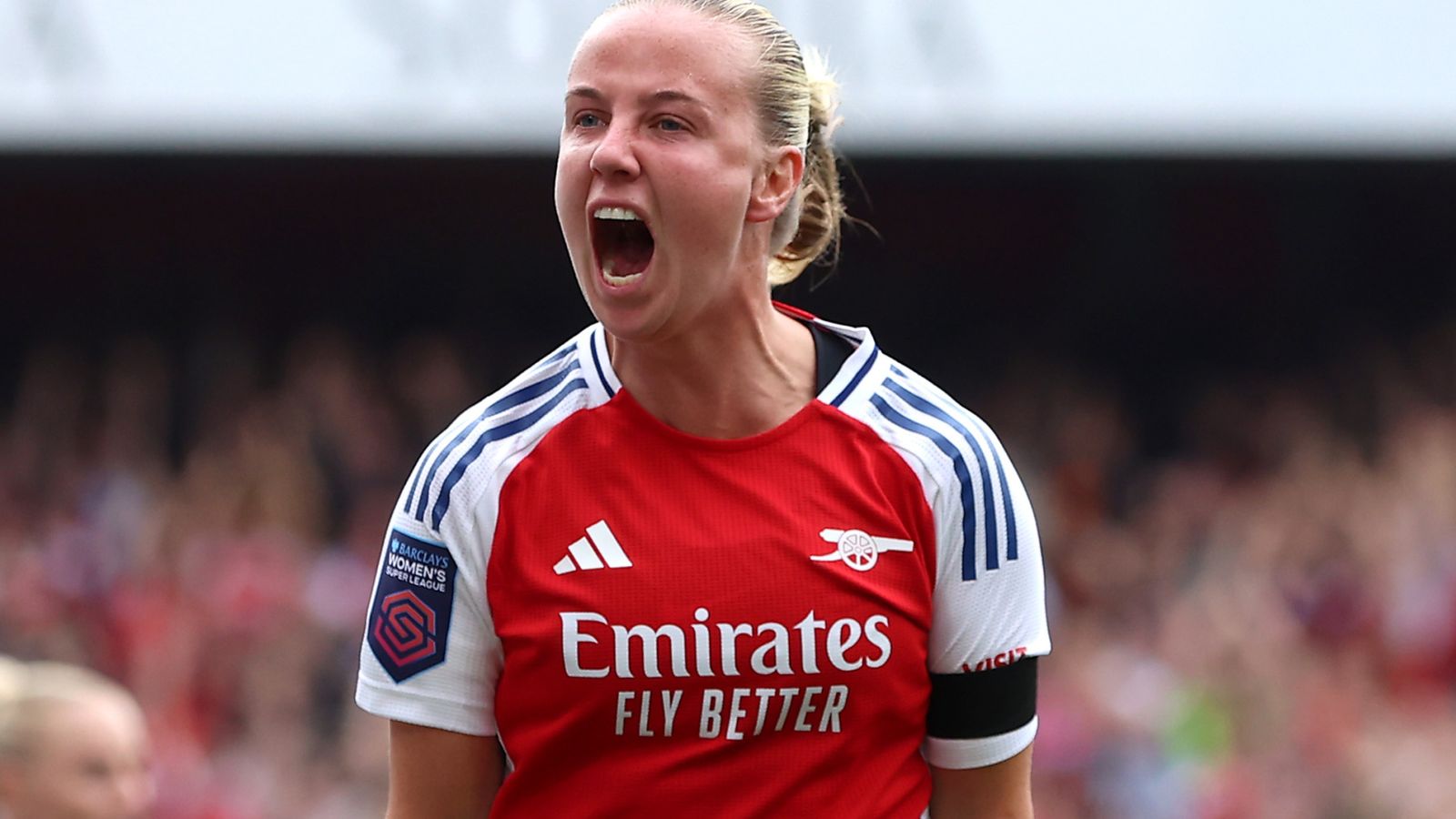 Mead للبقاء في Arsenal لكن Walti يغادر