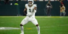 الإعدادية Schottenheimer لمواجهة ميكا بارسونز. انتقال كيني كلارك إلى دالاس