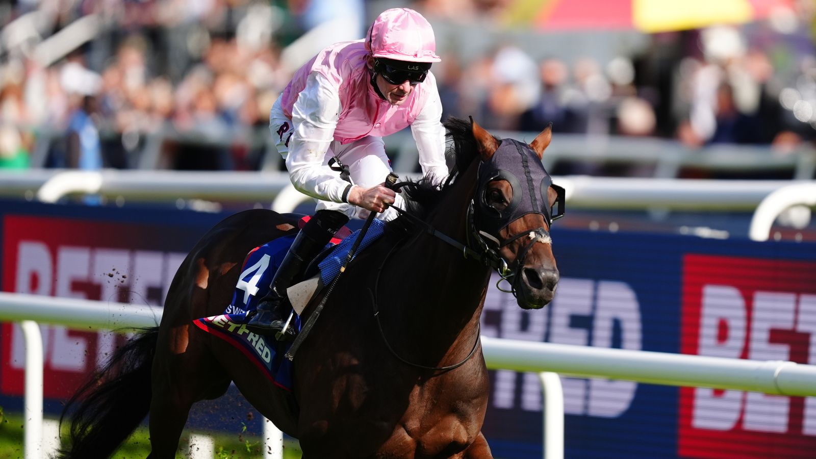 اليوم على Sky Sports Racing: Sweet William تواجه Sunway في كأس Doncaster