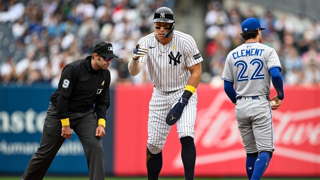 تستخدم Yanks Tipping Scherzer لمساعدة الأرز على ضرب HR