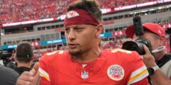 ما هو الخطأ في الزعماء؟ “لقد حولوا Mahomes إلى مدير لعبة”