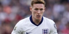 يتألق أندرسون بينما تغلب إنجلترا على أندورا