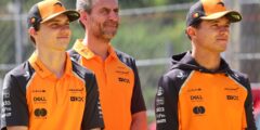 يصدر Wolff McLaren تحذيرًا بعد سابقة Piastri-Norris