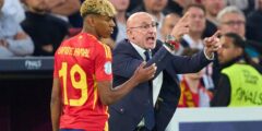 اسبانيا تسحب يامال. يقول برشل