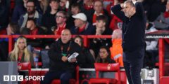“سمعت رأيهم” – Postecoglou غير مهتم كما يريدون عشاق الغابات إقالته
