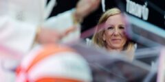 لاعبي WNBA يعودون كولير في بلايينج دوري