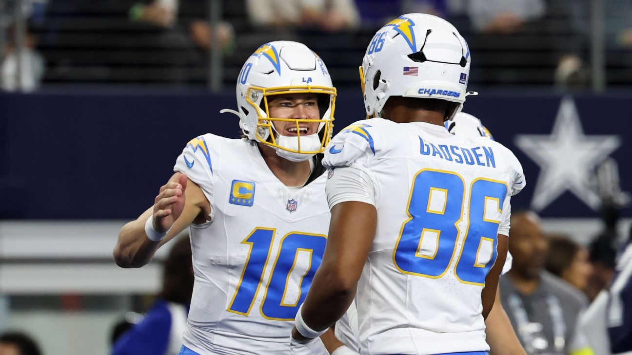 'Tis the szn': يقوم جهاز الشحن بالتصيد على رعاة البقر عدة مرات بعد النصر