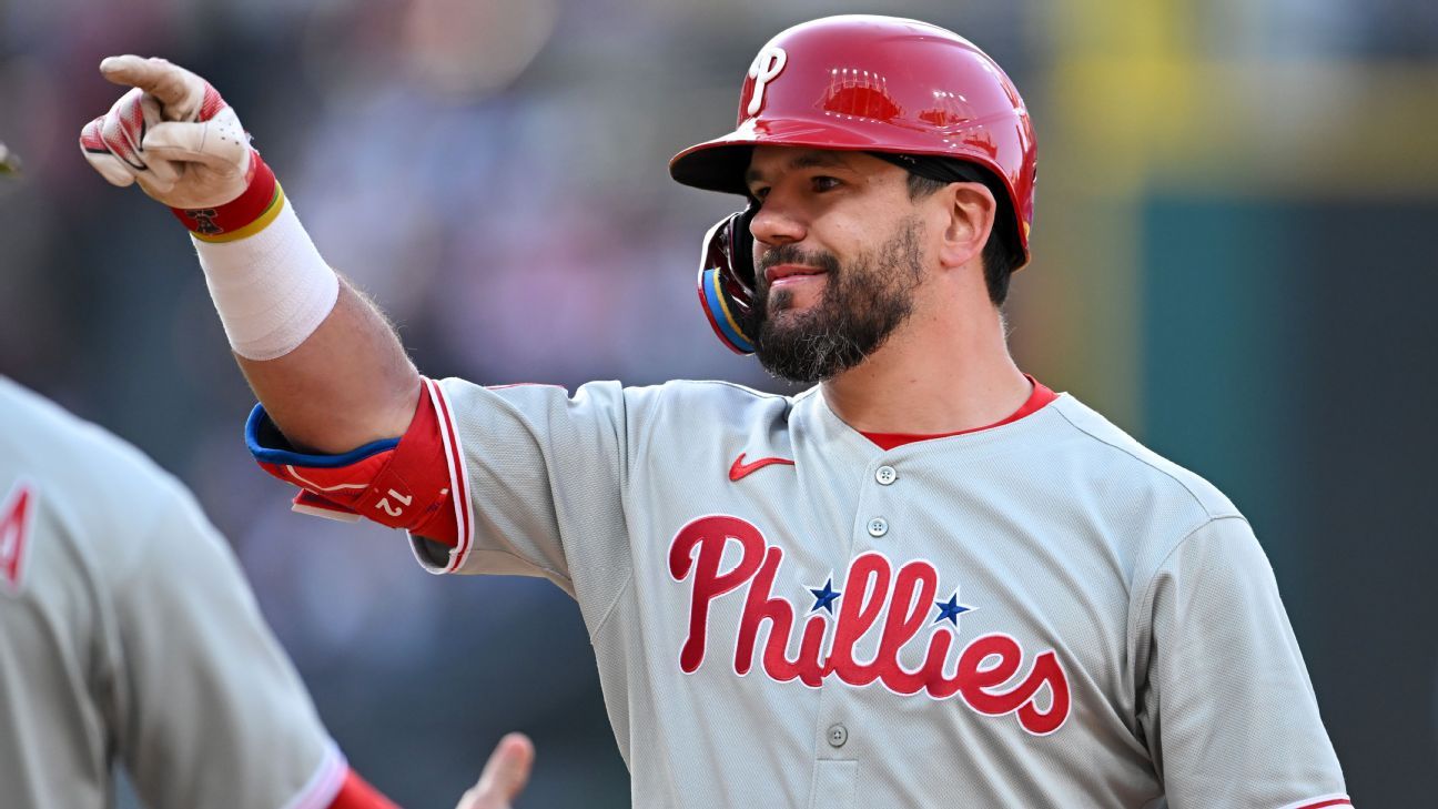 المصادر: يعود شواربر إلى فيلز بصفقة بقيمة 150 مليون دولار