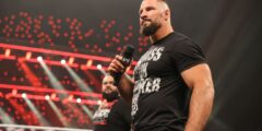 الوجبات السريعة من WWE "Raw": هل يريد Bron Breakker حقًا "CM Punk القديم"؟