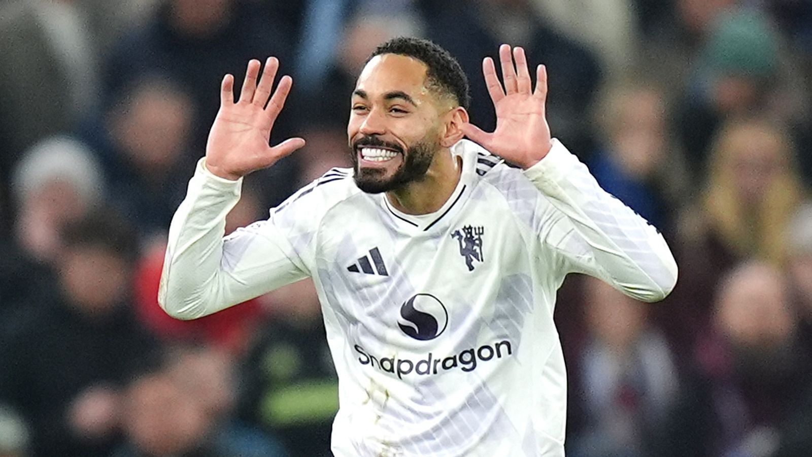 نيف: يمكن لمانشستر يونايتد البناء على هذا الأسبوع - لكن كين ينتقد الدفاع عن "الضربات الركنية".