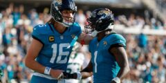 يمثل لورانس “المشتعل” 6 TDs في فوز Jags