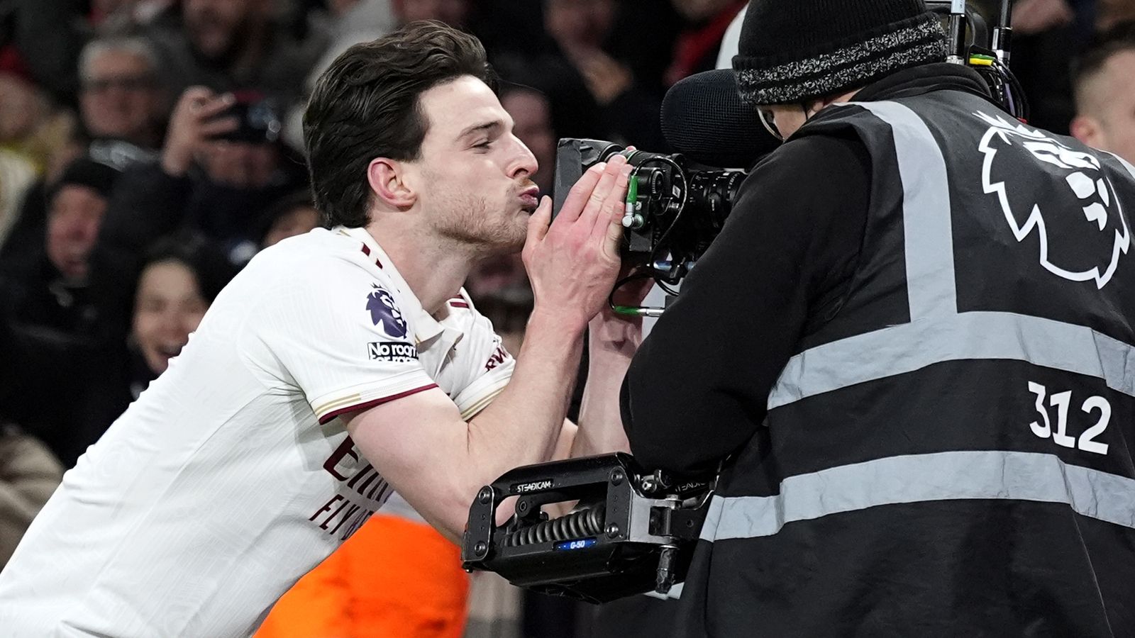 أرتيتا: رايس من بين الأفضل في العالم، لا أرى أين يمكنه التوقف