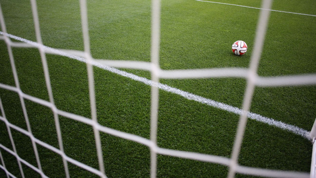 استطلاع: الآباء هم السبب الرئيسي وراء استقالة مدربي الشباب