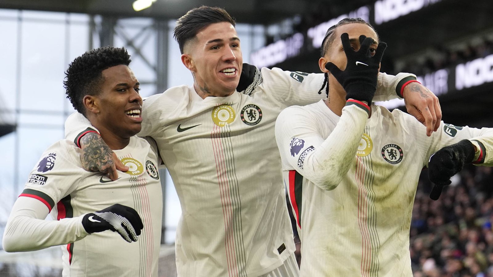 تشيلسي يفوز بشكل مقنع على بالاس ليتقدم إلى المركز الرابع