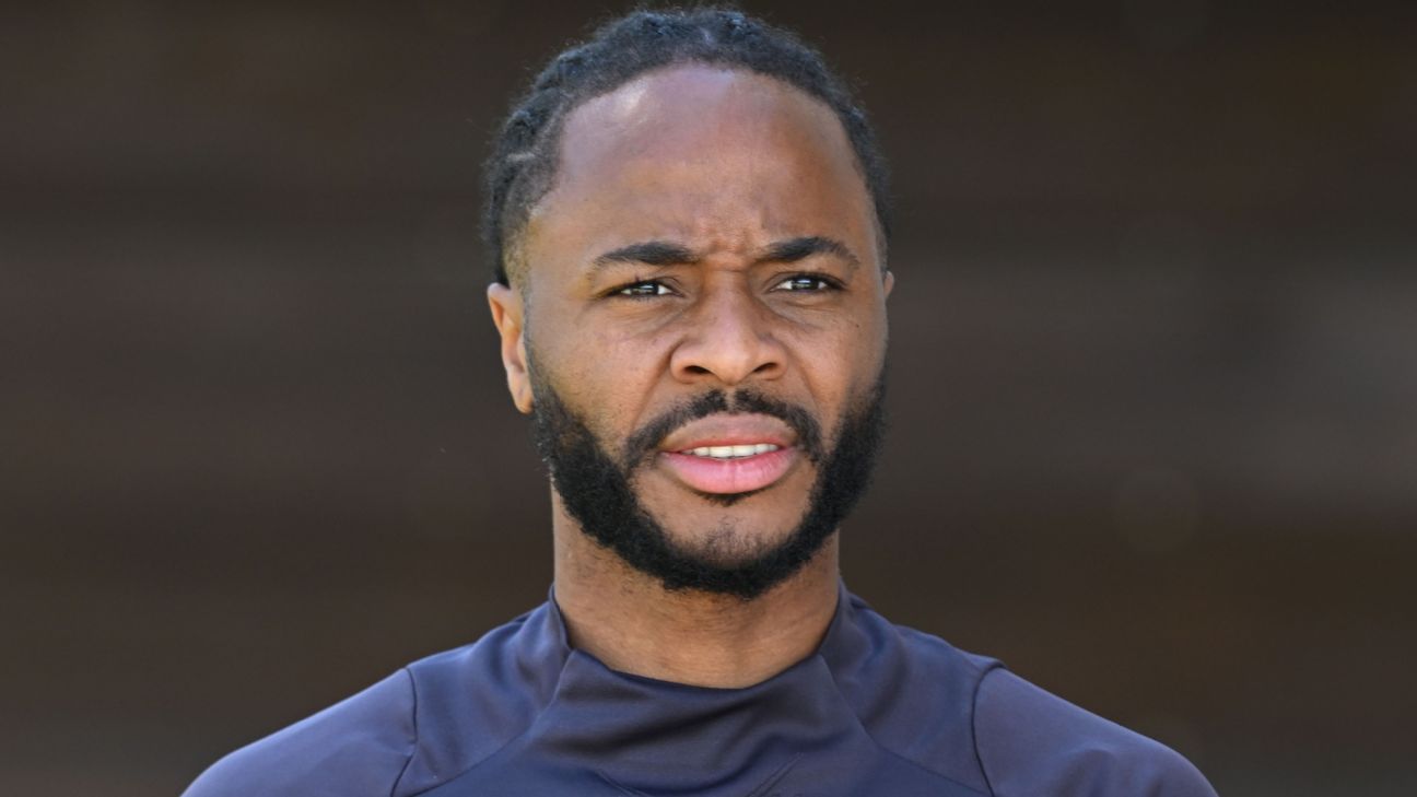 نسخة من شائعات النقل والأخبار: الجنيه الاسترليني "مستعد للعب ..."