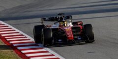 هاميلتون: أداء فيراري أفضل من العام الماضي في اختبارات الفورمولا واحد