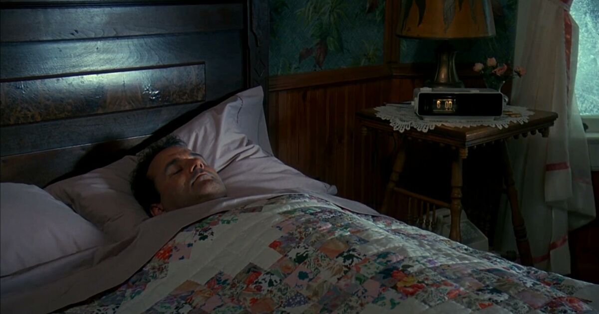 "هل تفضل البقاء على قيد الحياة في لعبة الحبار أم تيتانيك؟": 28 خيارًا خياليًا لاختبار أعصابك